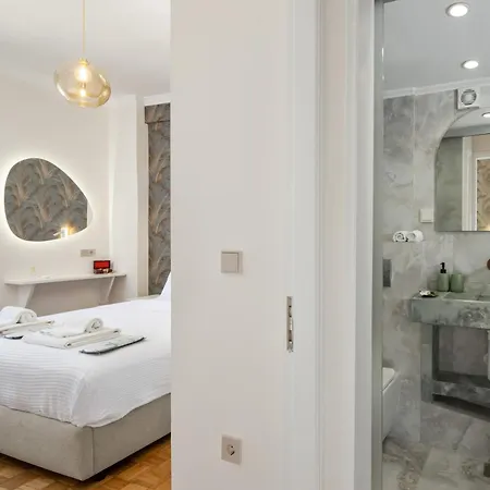 Aeon Luxury * Corfu (city)