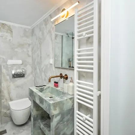 Aeon Luxury Apartamento Corfu (city)